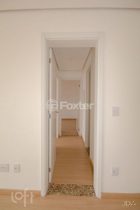 Image 7 - 855516