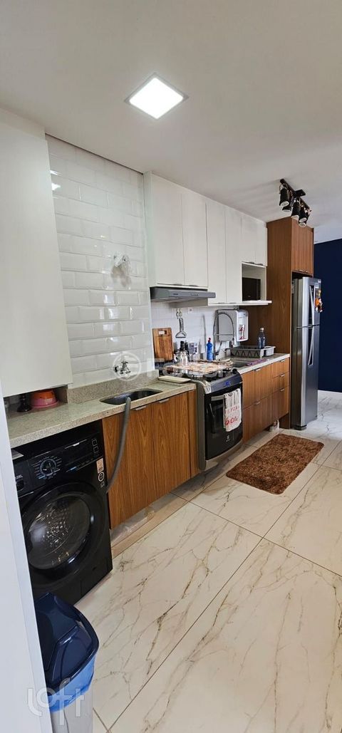 Image 3 - 855657