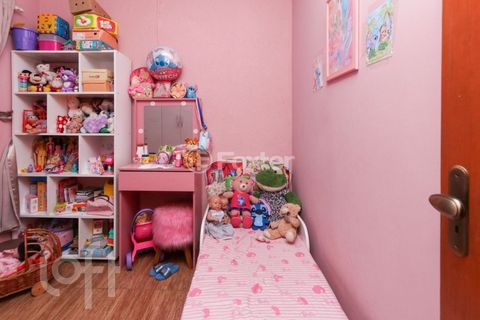 Image 11 - 855671