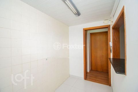 Image 6 - 855754