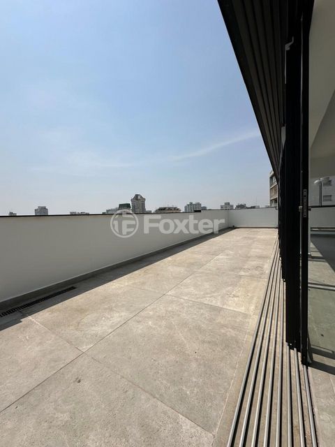 Image 11 - 855811