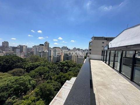 Image 0 - 855811