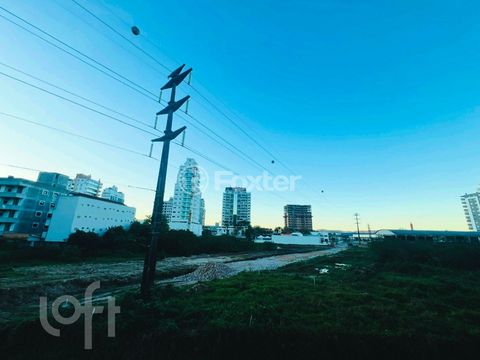 Image 10 - 855836