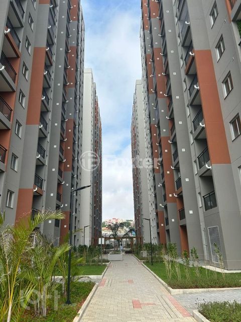 Image 9 - 855898