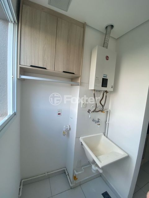 Image 4 - 855923