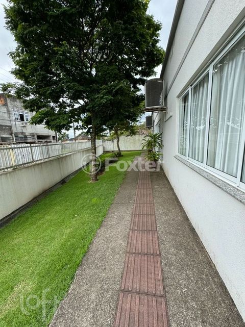 Image 6 - 855954