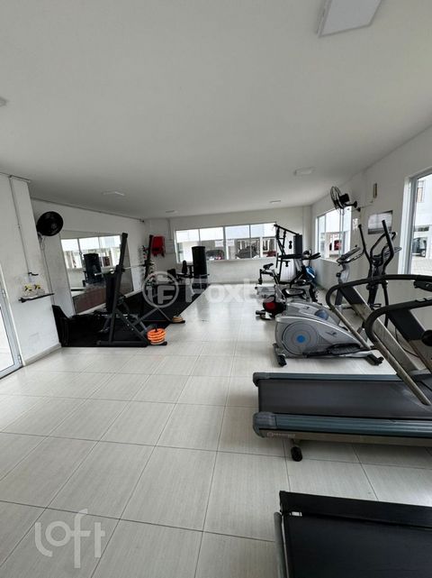 Image 8 - 855954