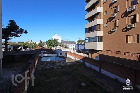 Image 16 - 856003