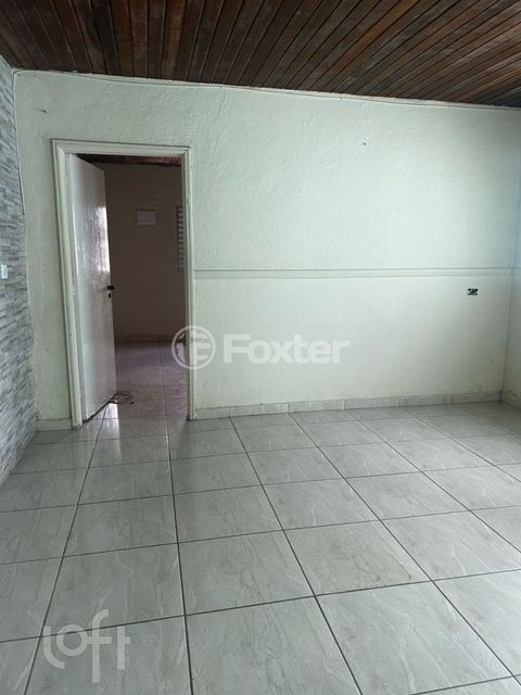 Image 7 - 856041