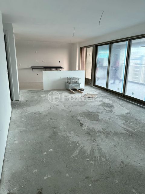 Image 2 - 856098