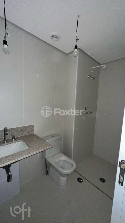 Image 4 - 856192