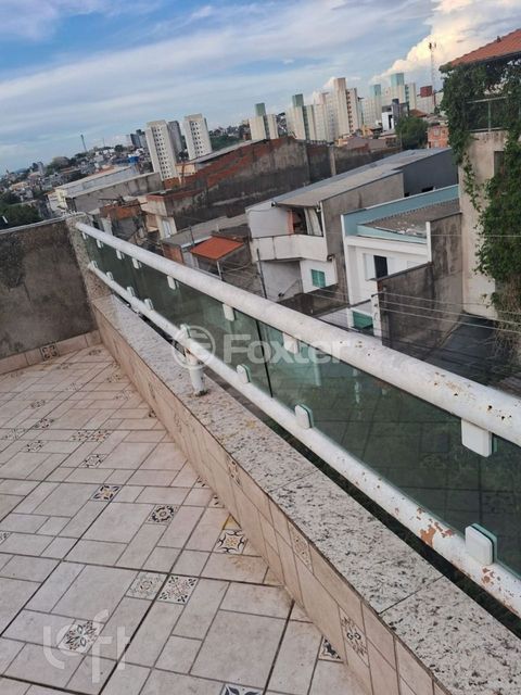 Image 17 - 856205