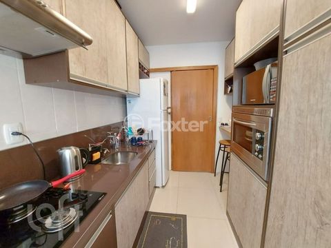 Image 7 - 856309