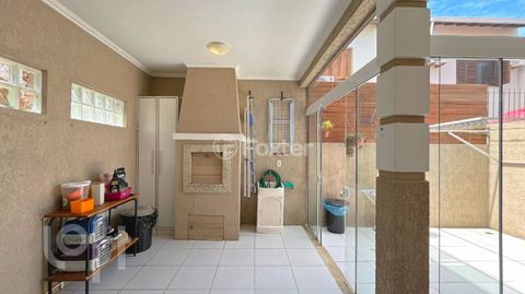 Image 5 - 856385