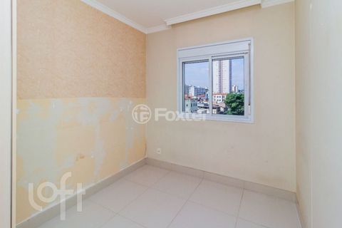 Image 9 - 856387