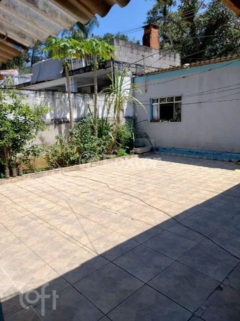 Image 11 - 856513
