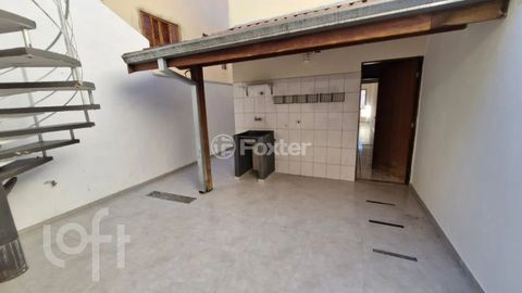 Image 6 - 856547