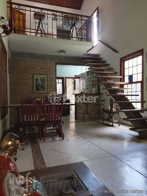 Image 2 - 856605