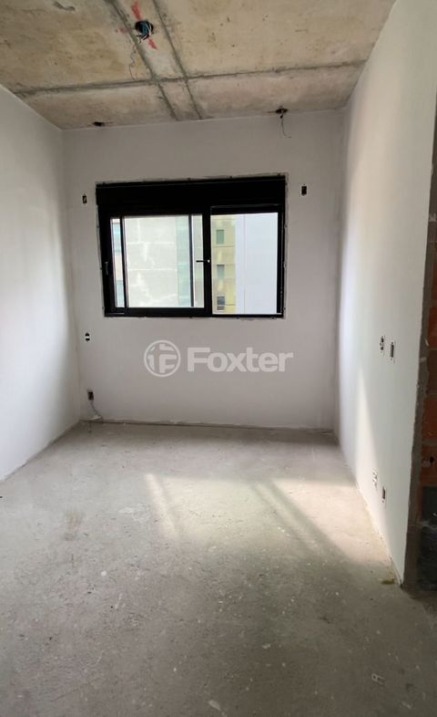Image 3 - 856634