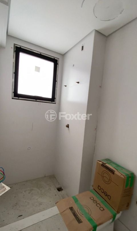 Image 4 - 856634