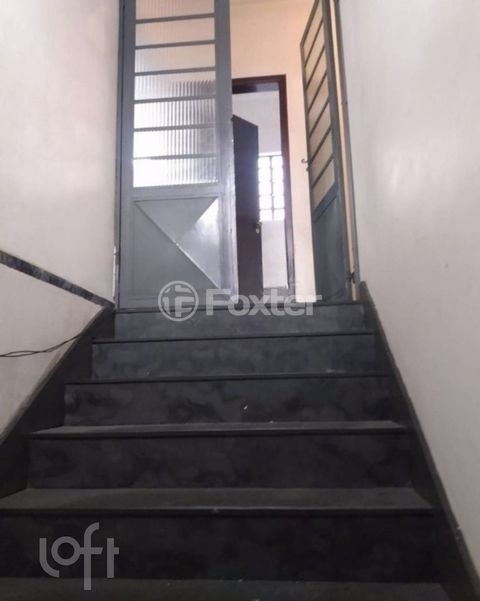 Image 9 - 856645