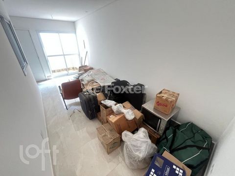 Image 8 - 856664