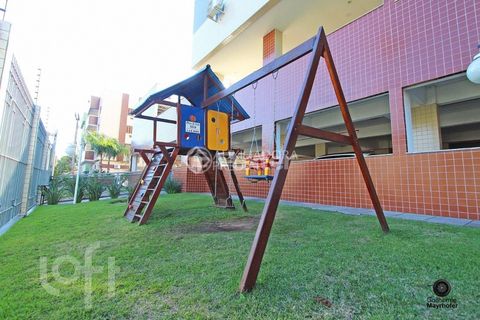 Image 9 - 856703