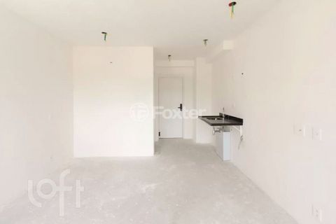 Image 4 - 856755