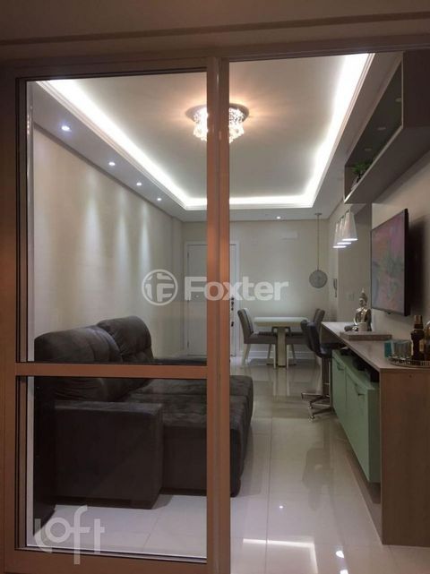 Image 7 - 856794
