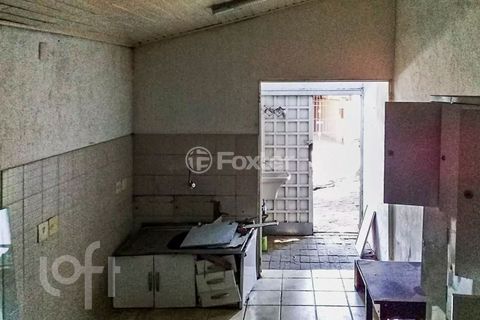 Image 5 - 856814