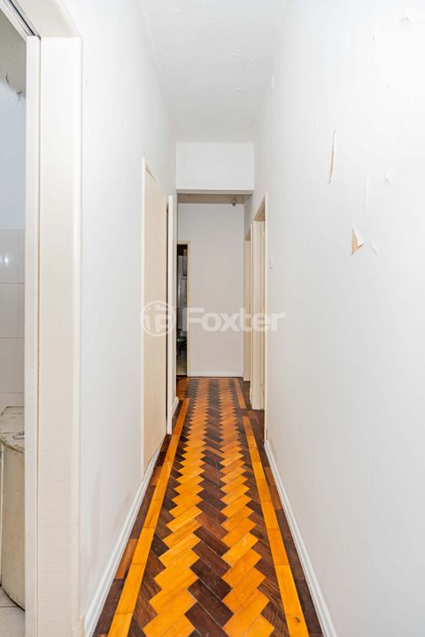 Image 7 - 856855
