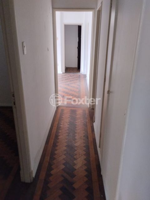 Image 6 - 856855