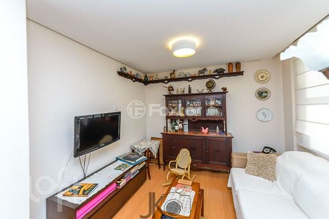 Image 9 - 856873