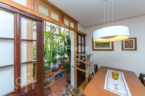 Image 7 - 856873