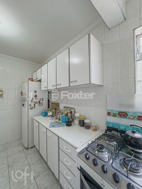 Image 7 - 856883