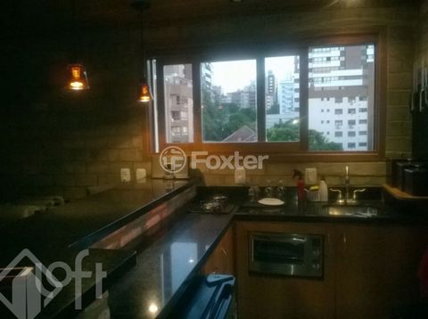 Image 7 - 856893