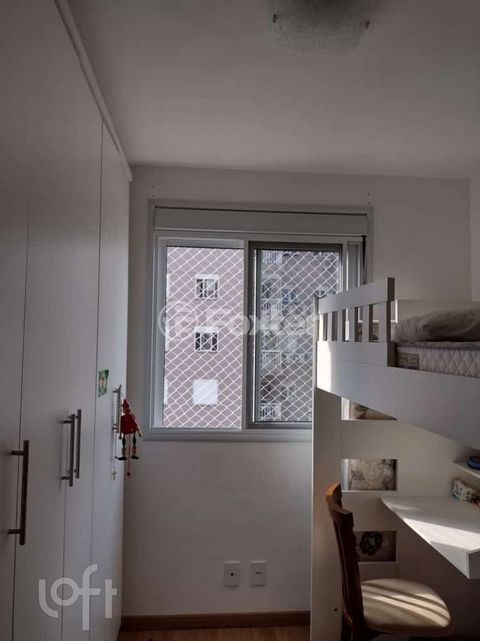 Image 7 - 856896