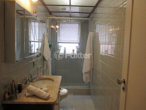 Image 5 - 856925