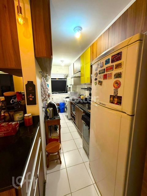 Image 4 - 856965