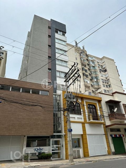 Image 8 - 856977
