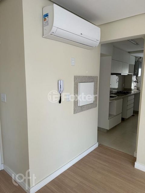 Image 2 - 856977