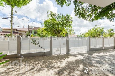 Image 16 - 857131