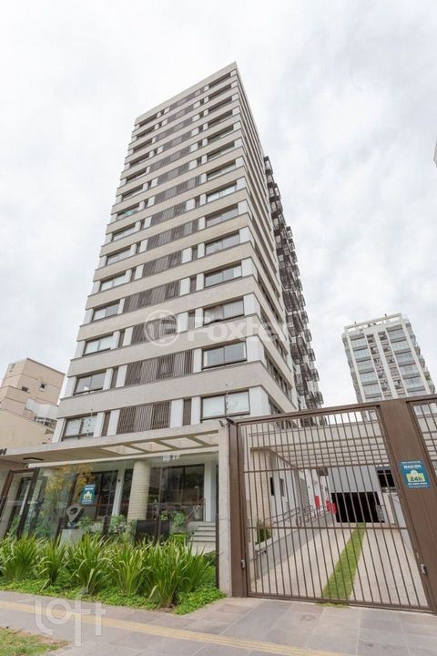 Image 6 - 857178