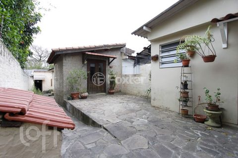 Image 7 - 857197