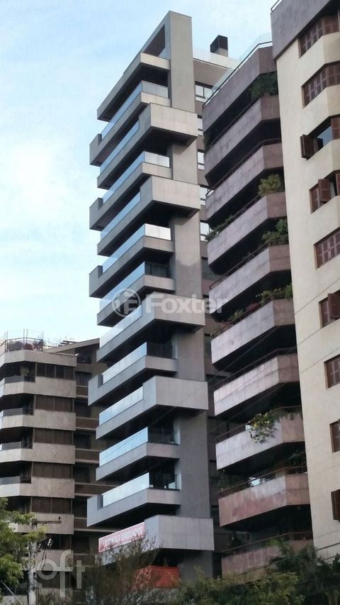 Image 5 - 857213