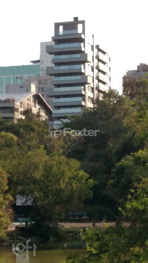 Image 1 - 857213