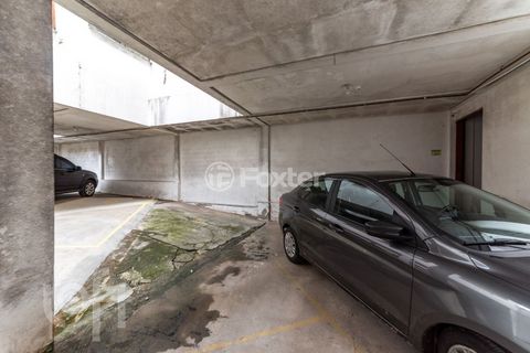 Image 9 - 857264