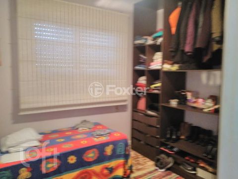 Image 7 - 857281