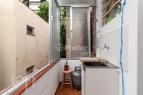 Image 4 - 857301