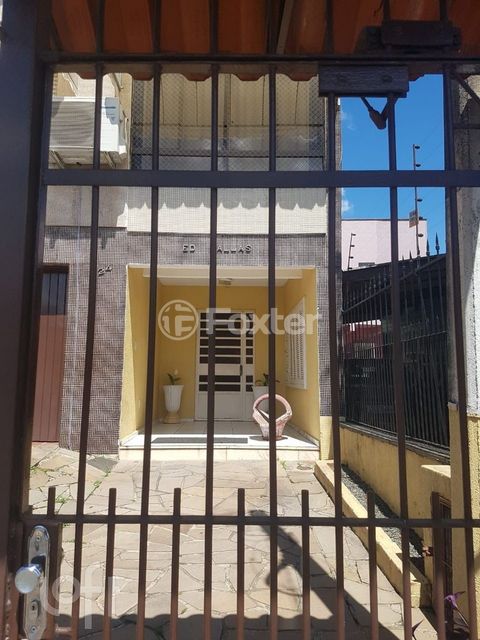 Image 6 - 857308